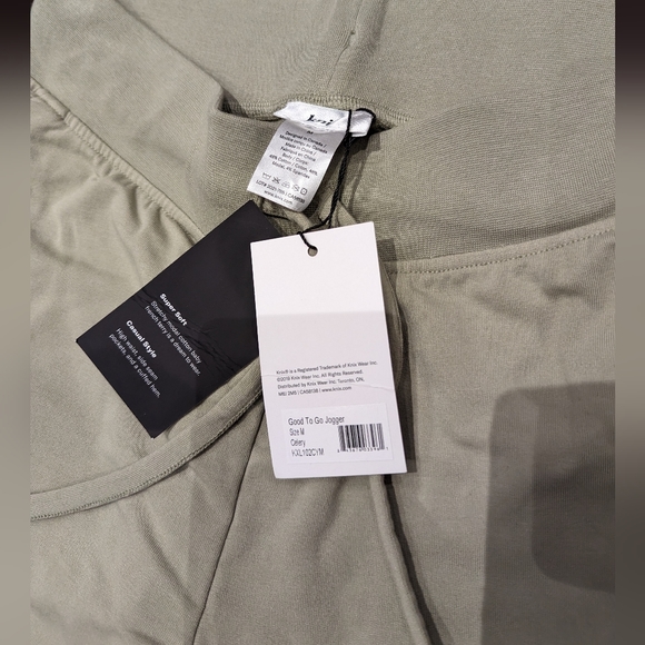 Knix "Good to Go" Jogger - Picture 2 of 8